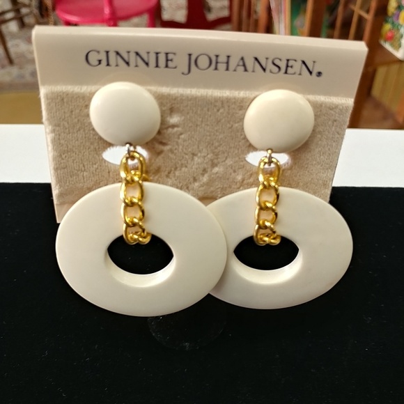 Vintage Ginnie Johansen earrings - Picture 4 of 4